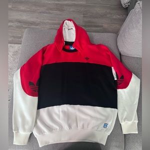 Men’s Adidas Hoodie Size M